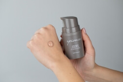 Epionce Daily Shield Lotion Tinted SPF 50 Emulsja ochronna SPF 50 50 ml