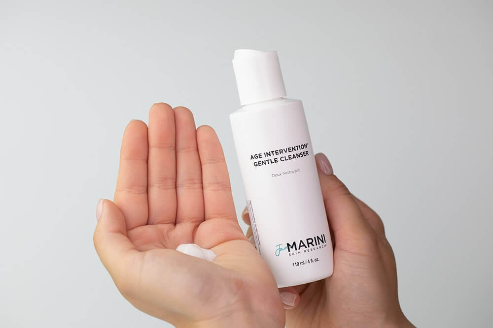 Jan Marini Age Intervention® Gentle Cleanser Delikatny preparat oczyszczający do twarzy i oczu 119 ml