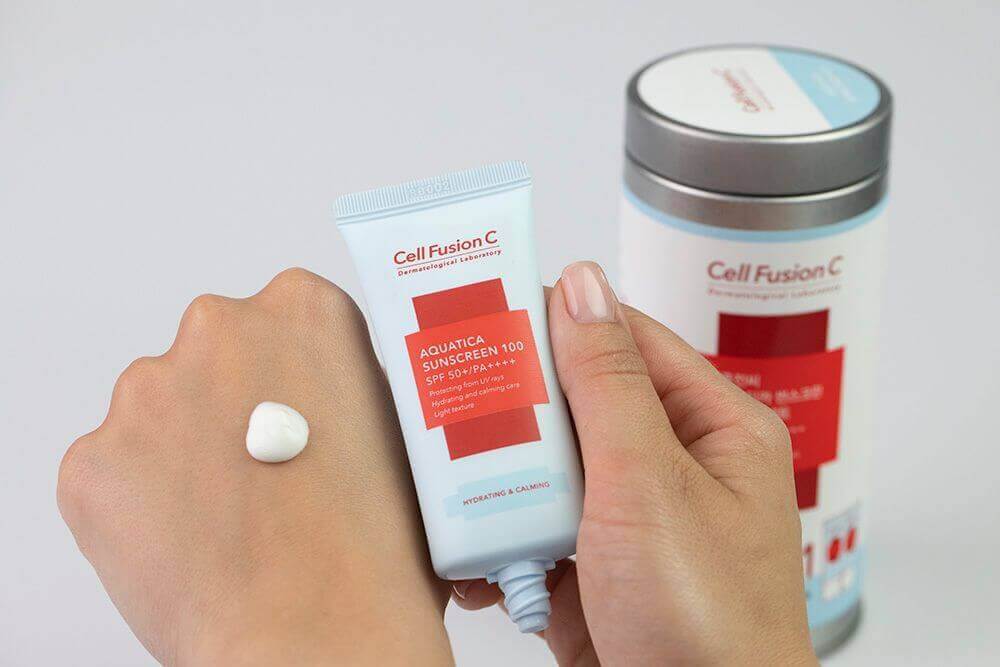 Cell Fusion C Aquatica Sunscreen 100 SPF 50+ / PA ++++ Wyciszający i nawilżający krem z fotoprotekcją 50 ml