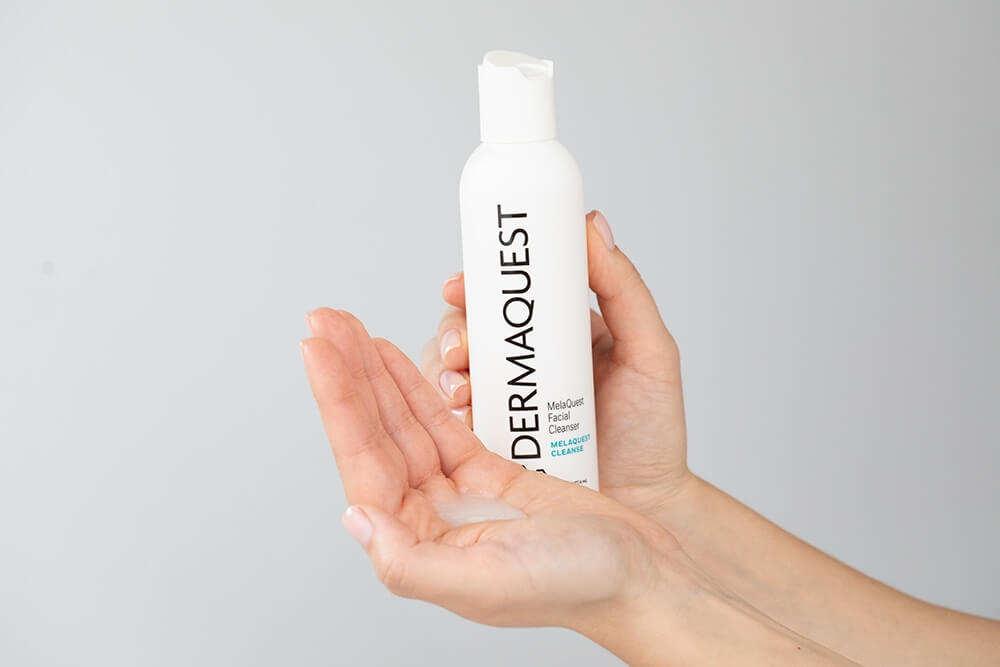 Dermaquest Melaquest Facial Cleanser Żel do mycia twarzy rozjaśniająco - łagodzący 177,4 ml